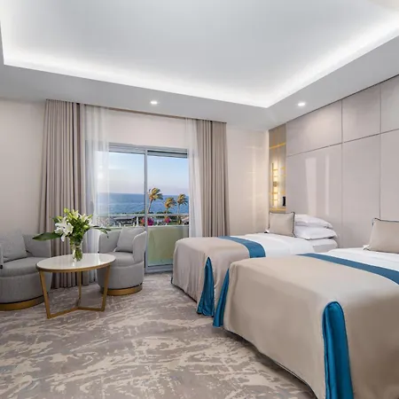 Otel Merit Park Casino & Karmi